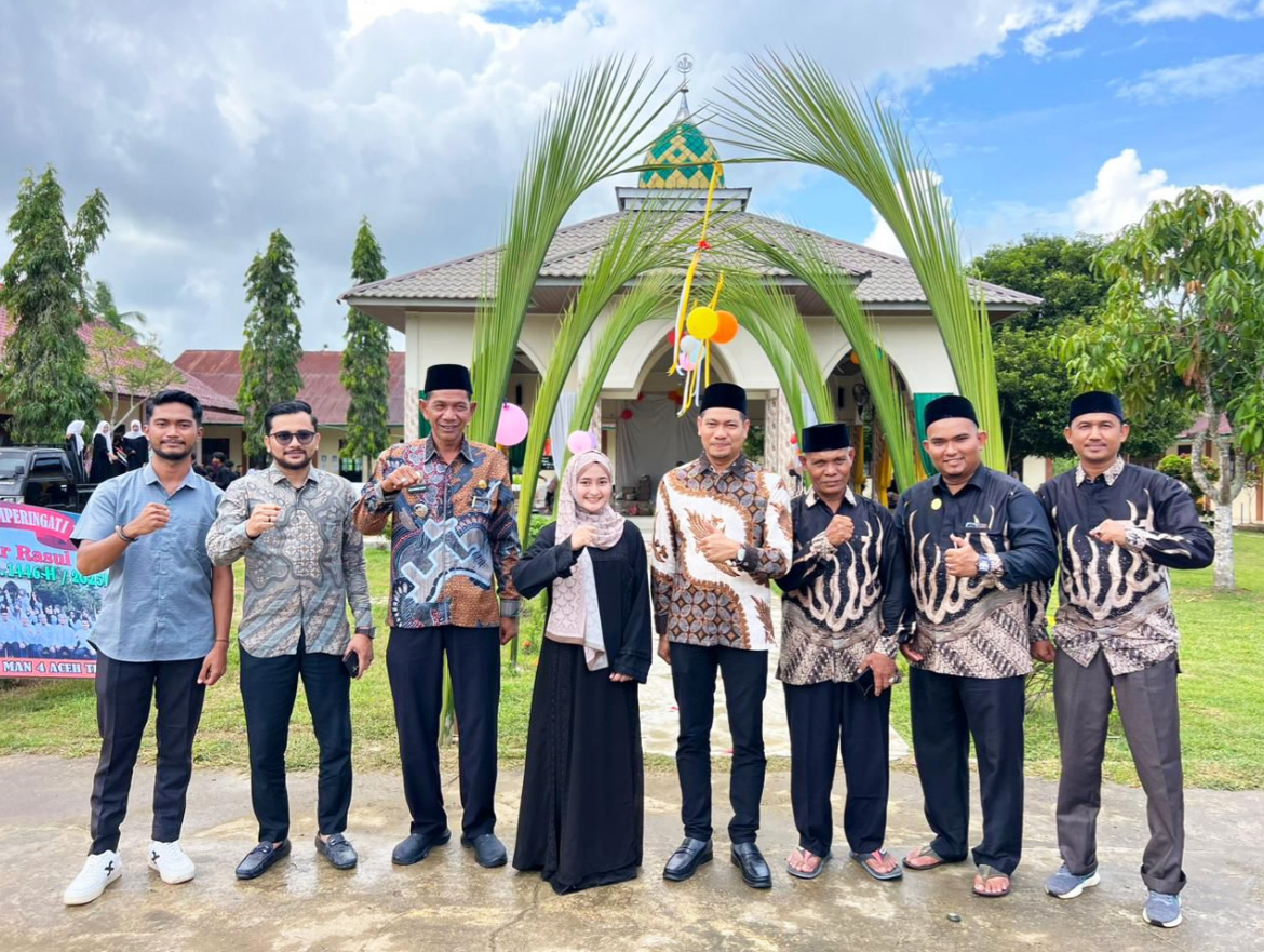 MAN 4 Aceh Timur Memperinagati Maulid 1447 H 2025